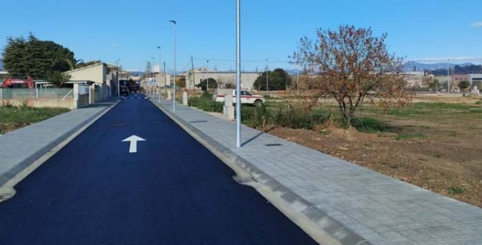 Porqueres ha cedit sis solars amb capacitat per a construir-hi 44 habitatges.